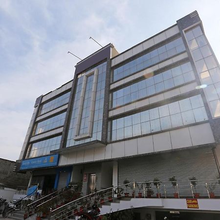 Oyo 8232 Hotel Krb Paradise Dehradun Luaran gambar