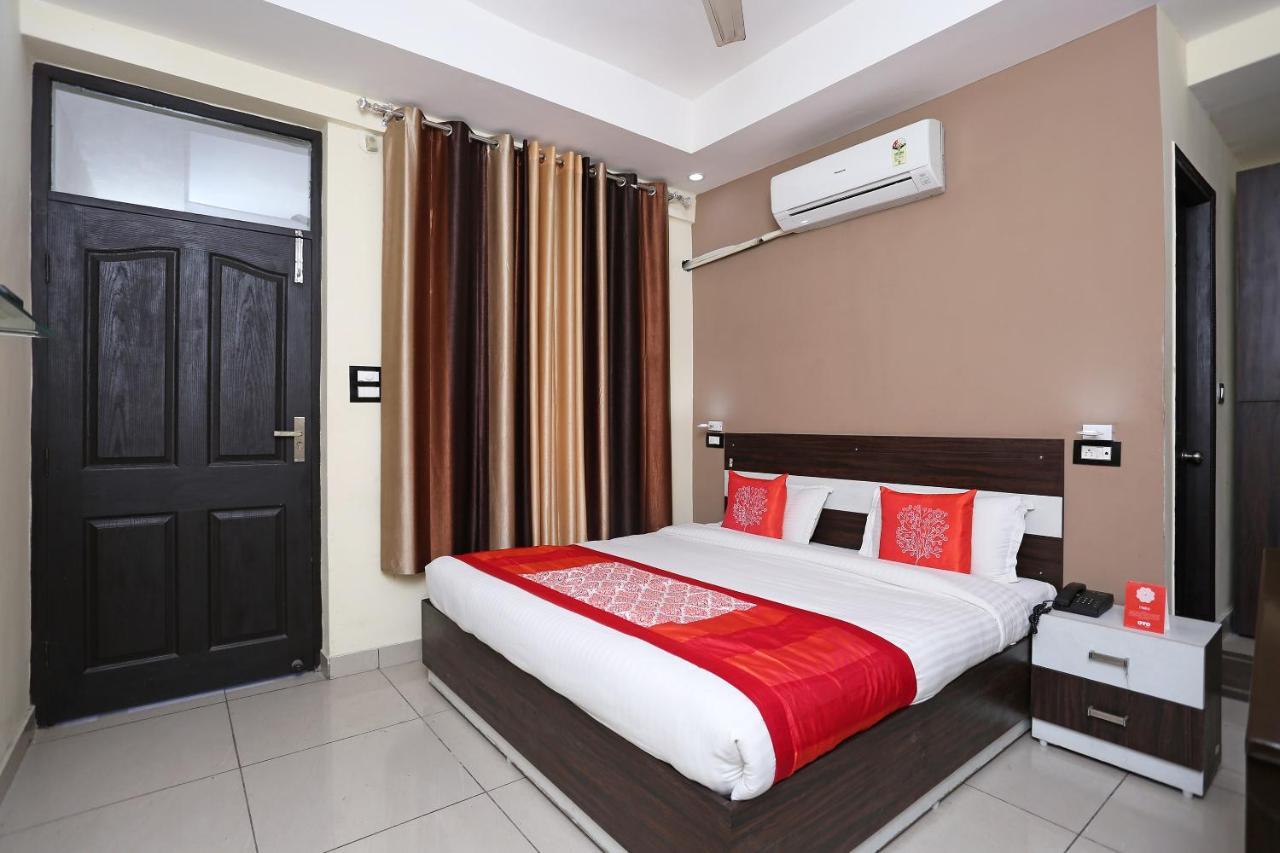 Oyo 8232 Hotel Krb Paradise Dehradun Luaran gambar