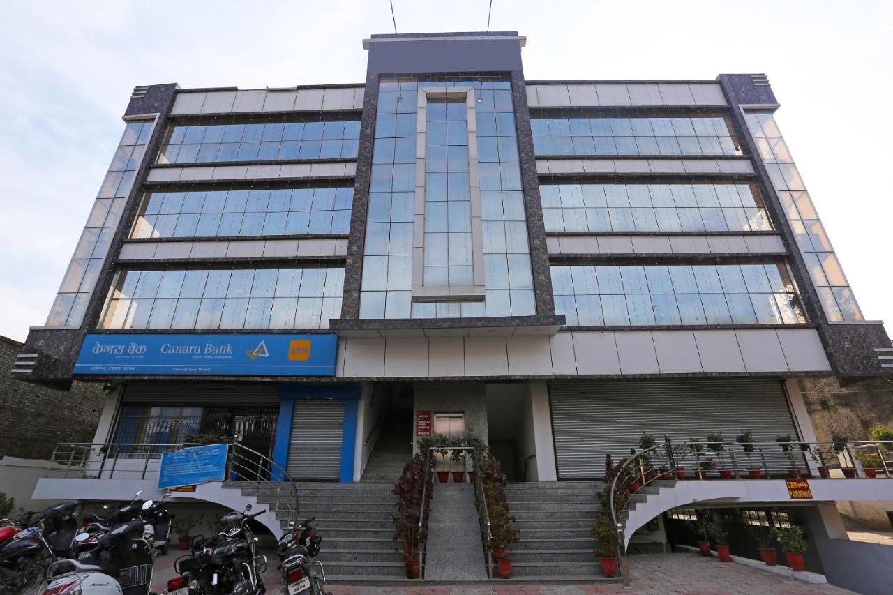 Oyo 8232 Hotel Krb Paradise Dehradun Luaran gambar